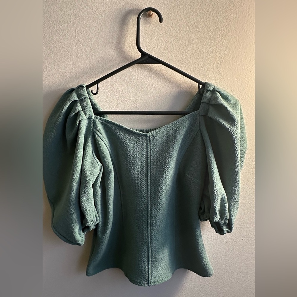 Green Cropped Top